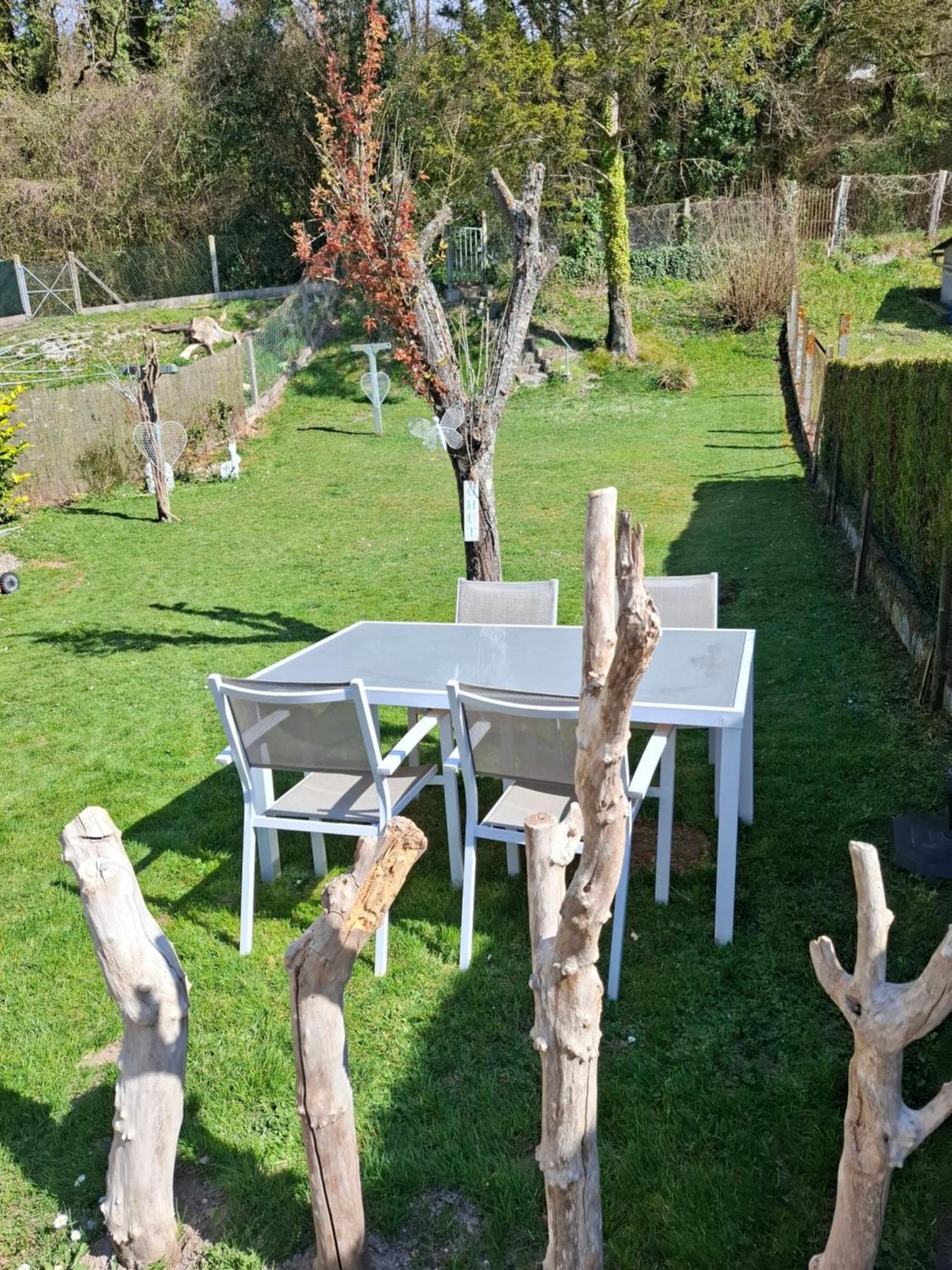 gite l oree de la foret Incheville Extérieur photo
